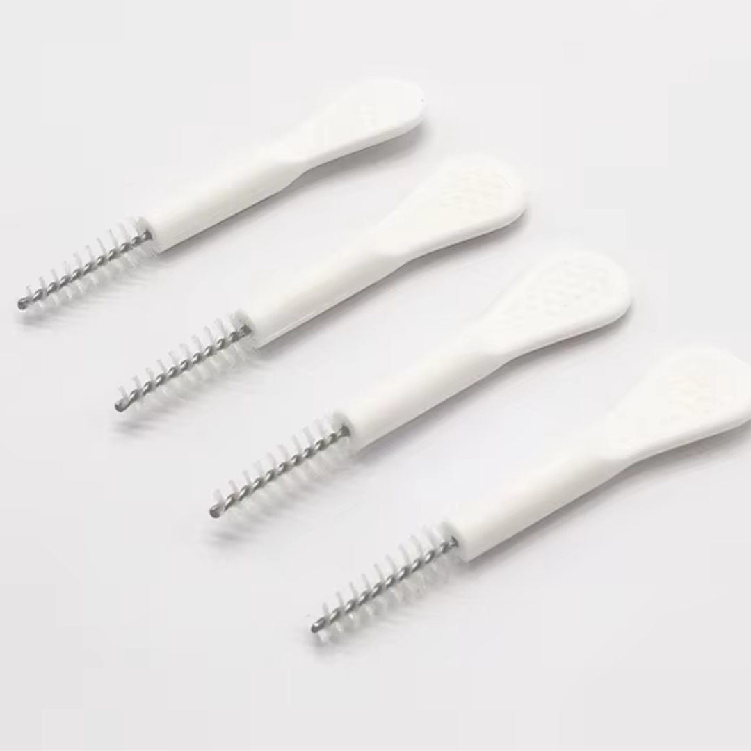 Nuckly Cleaning Set - UV Sterilizer with 5x Cleaning Brushes